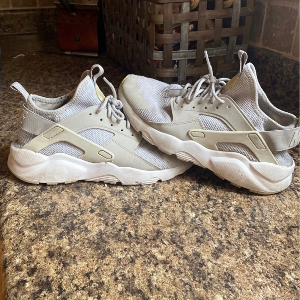 Nike Huarache Womens.